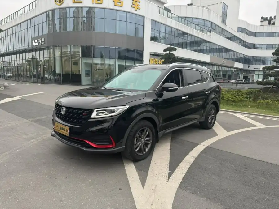 Dongfeng Fengon 580 ★ 1.5TGDI Premium