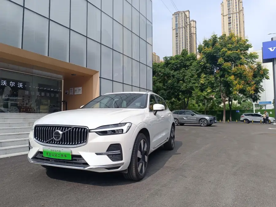 Volvo XC60 PHEV T8 4WD Long Range Luxury
