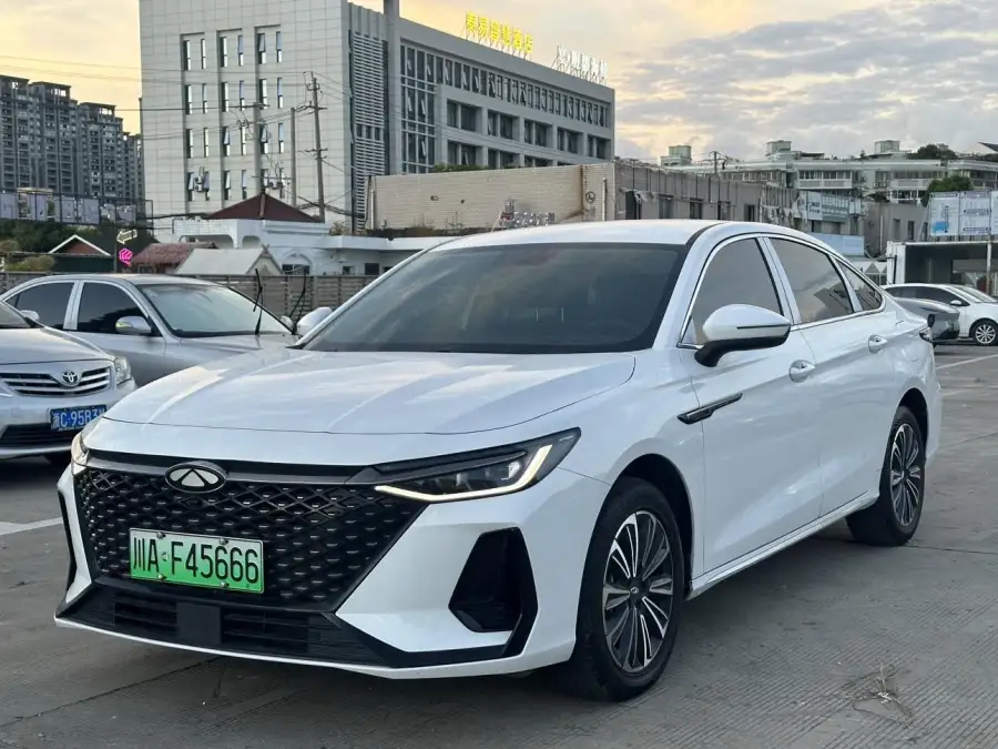 Chery Fulwin A8 127
