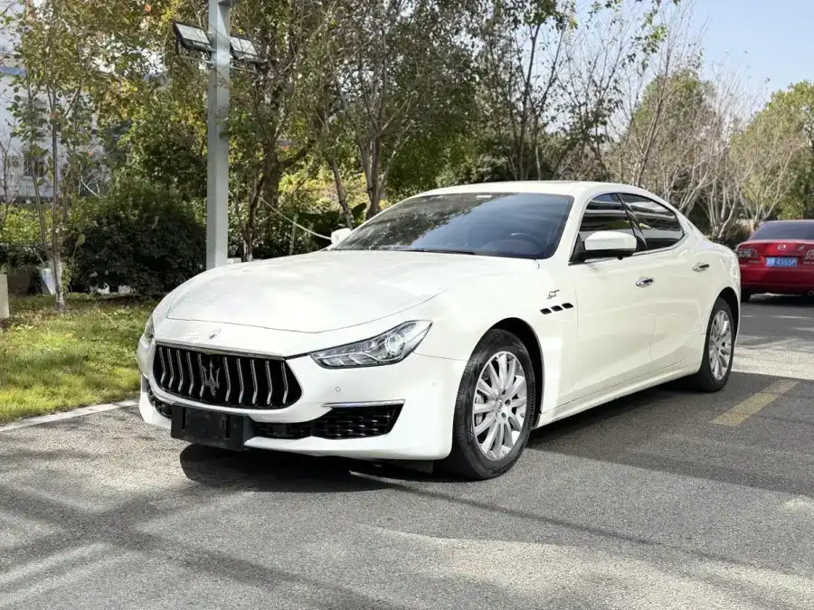Maserati Ghibli 2.0T GT