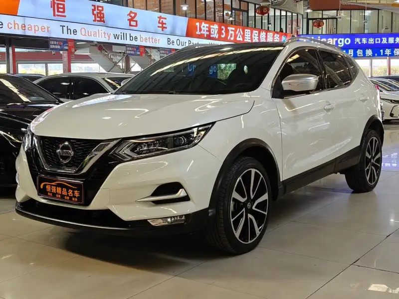 Nissan Qashqai 2.0L XV TOP Flagship