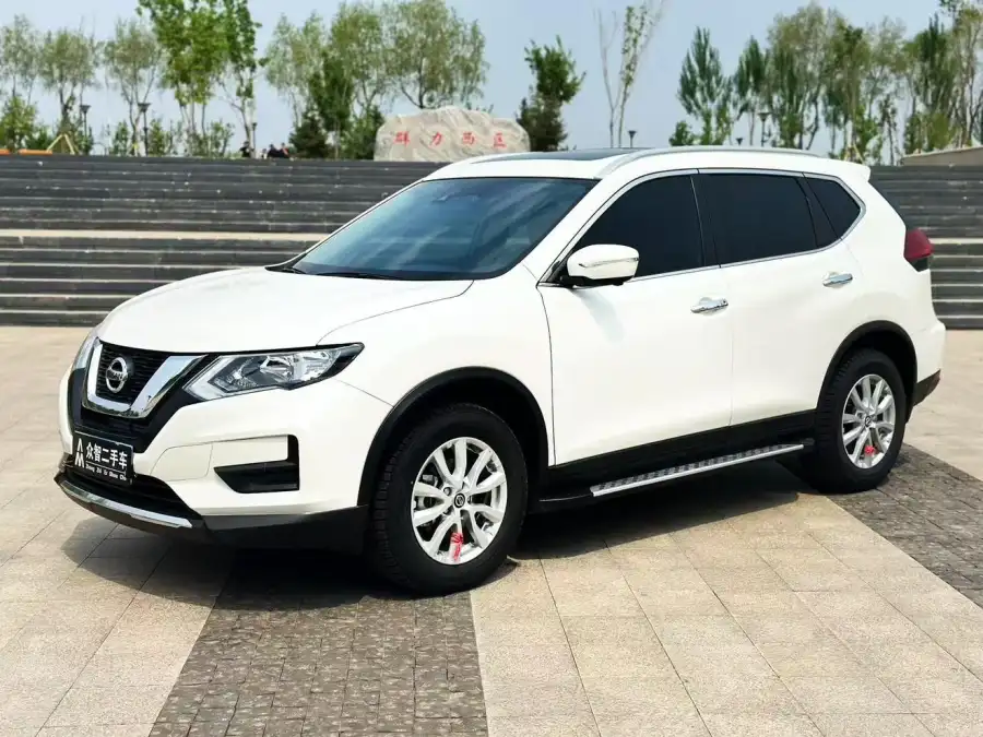 Nissan X-Trail 2.0L 2WD Smart