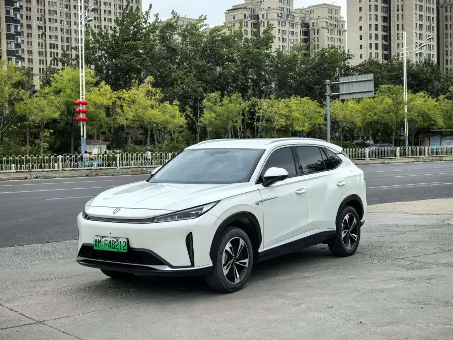 Roewe D5X DMH