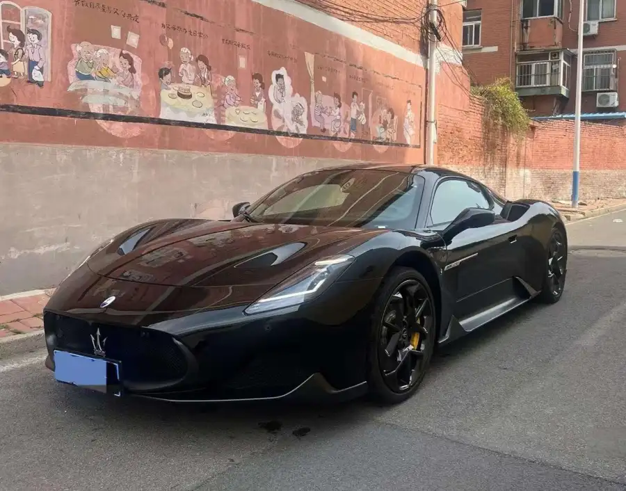 Maserati MC20 3.0T Standard