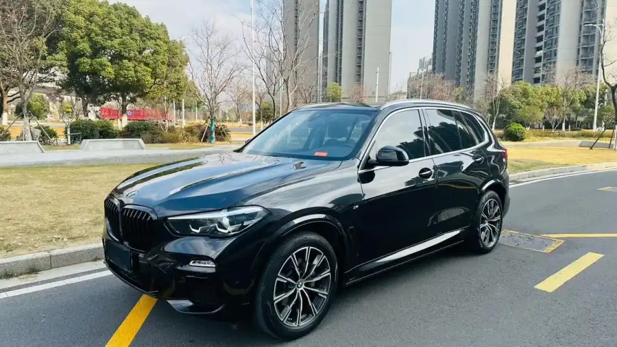 BMW X5 (Import) xDrive30i M