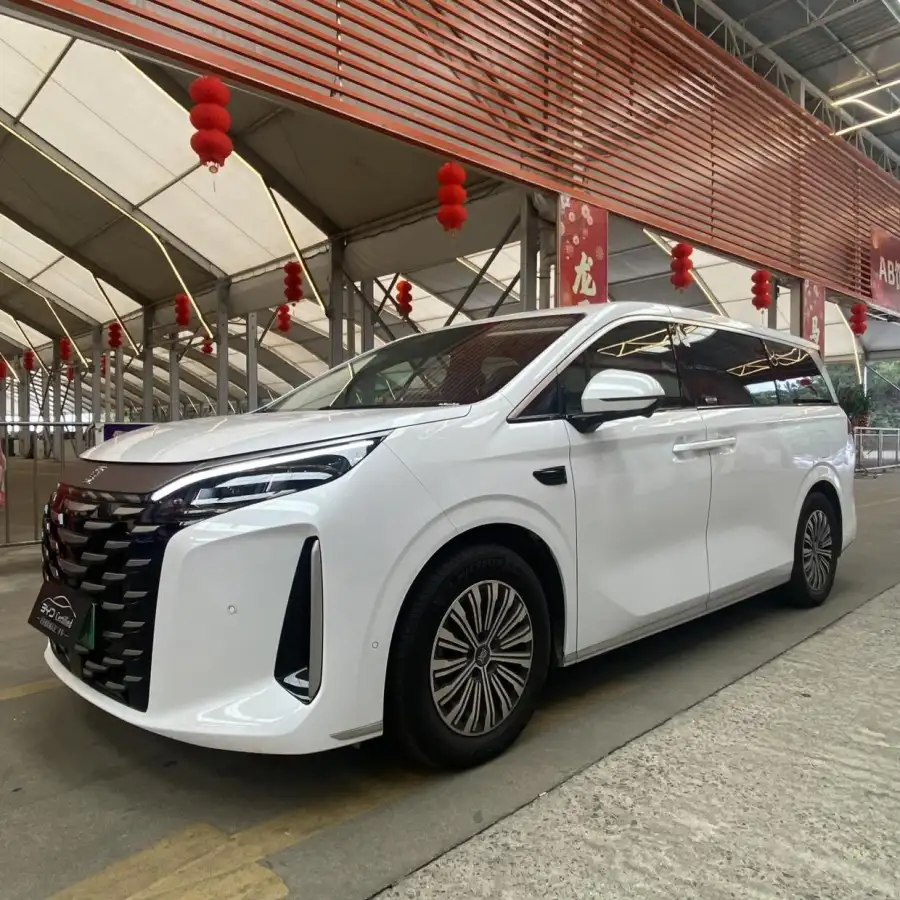 BYD Xia DM-i 180KM