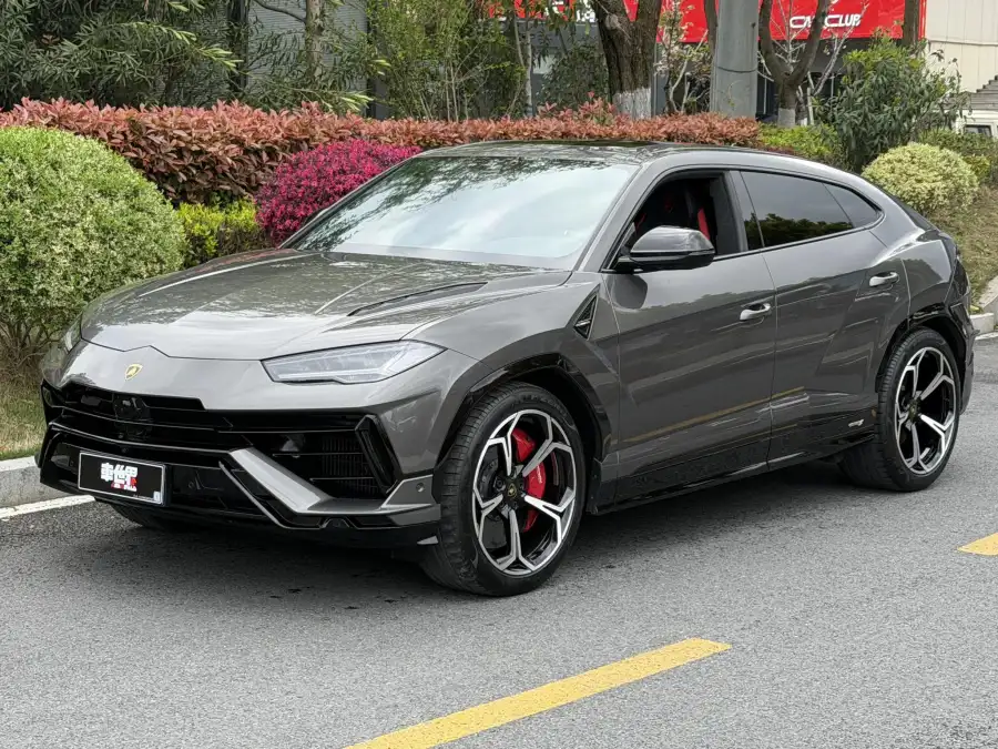 Lamborghini Urus 4.0T V8 S