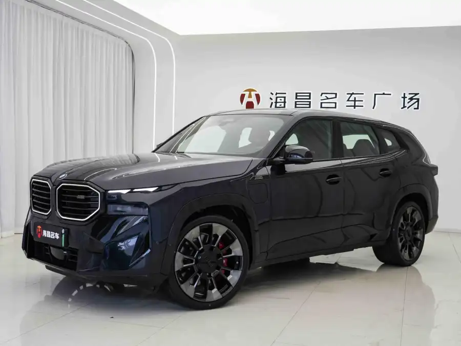 BMW XM 4.4T Standard