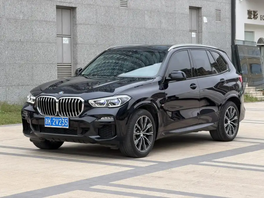 BMW X5 (Import) xDrive30i M