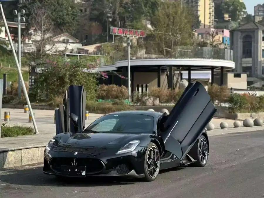Maserati MC20 3.0T Standard