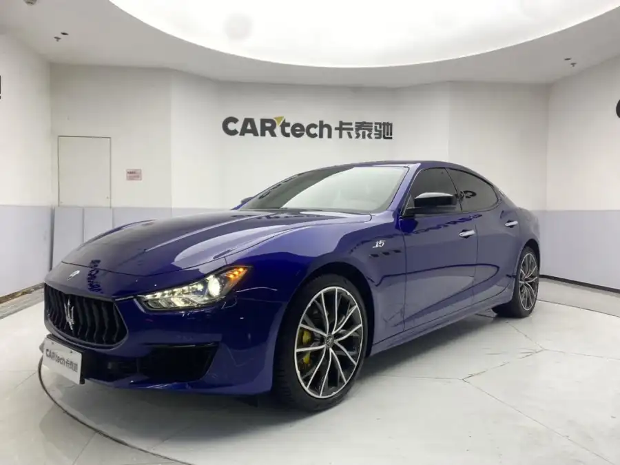 Maserati Ghibli 2.0T