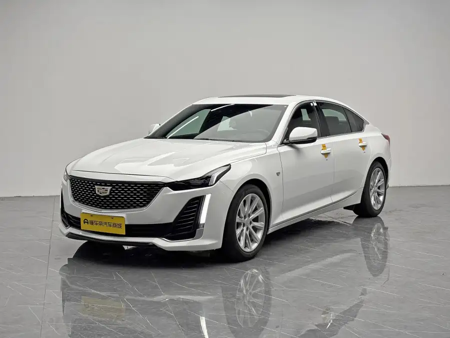 Cadillac CT5 28T Style