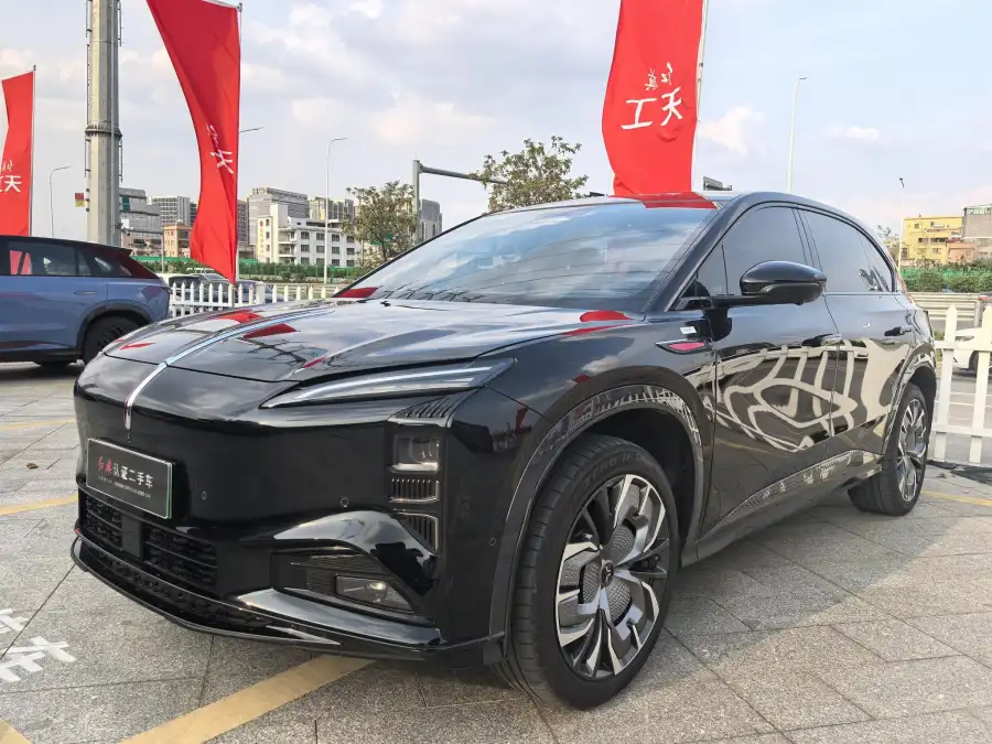 Hongqi Tiangong 08 680 Ultra 4WD