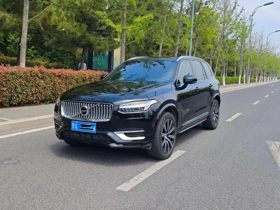 Volvo XC90 B5 Luxury 5 мест