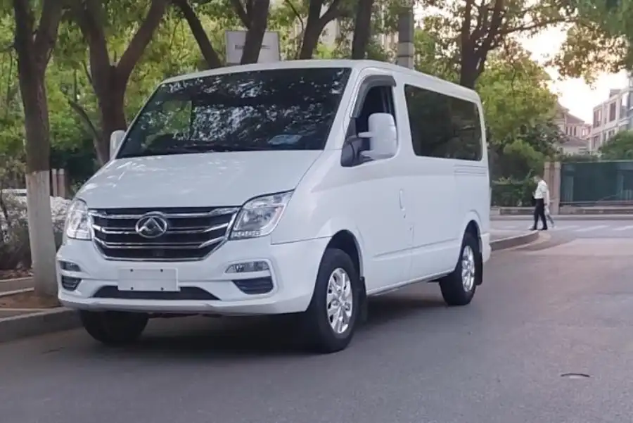 Maxus Xintu V80 PLUS 2.0T AMT City 5 6