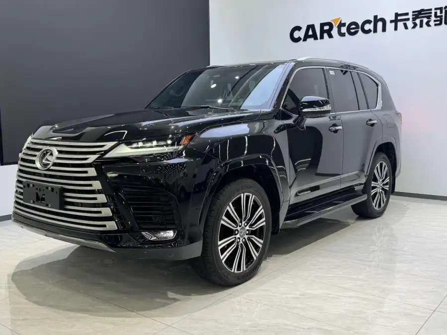 Lexus LX 700h