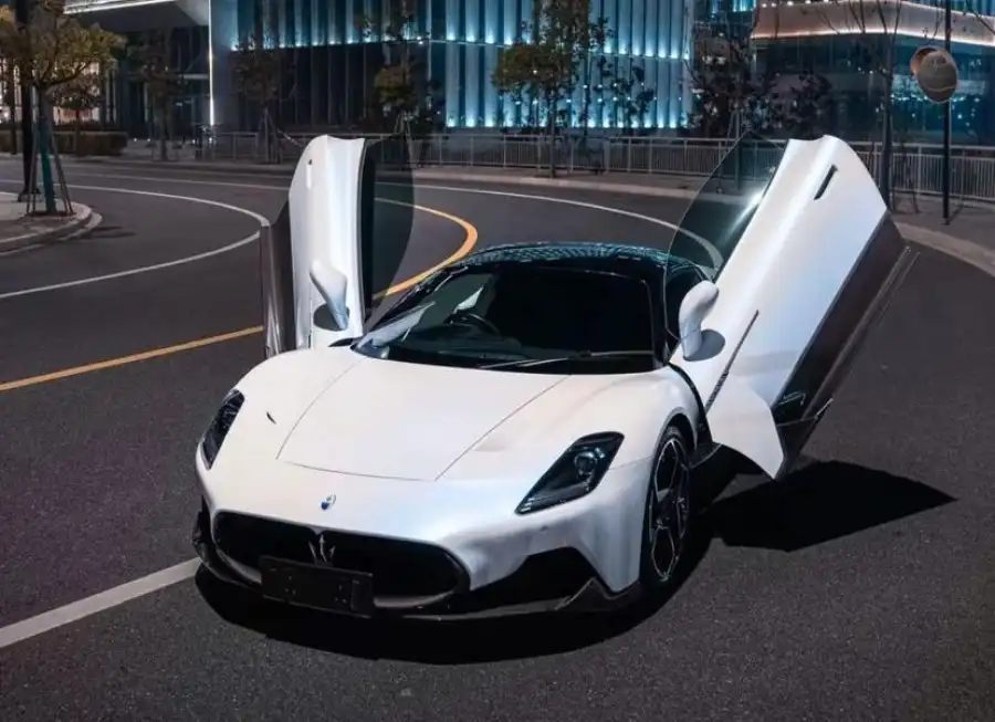 Maserati MC20 3.0T Standard