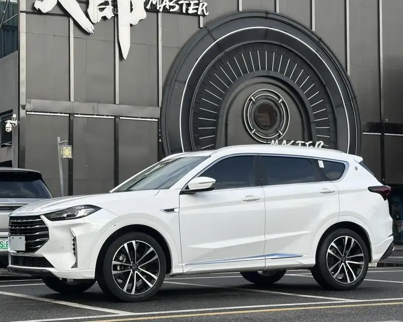 Jetour X70 Plus 1.6T DCT Pro+ 5 мест