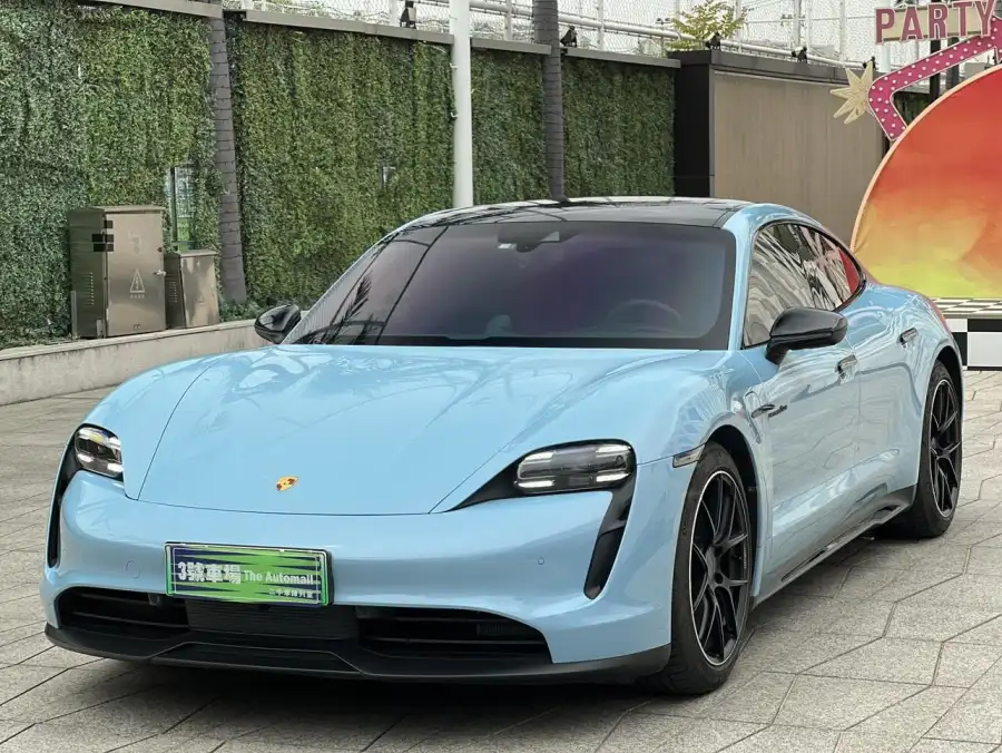 Porsche Taycan Taycan