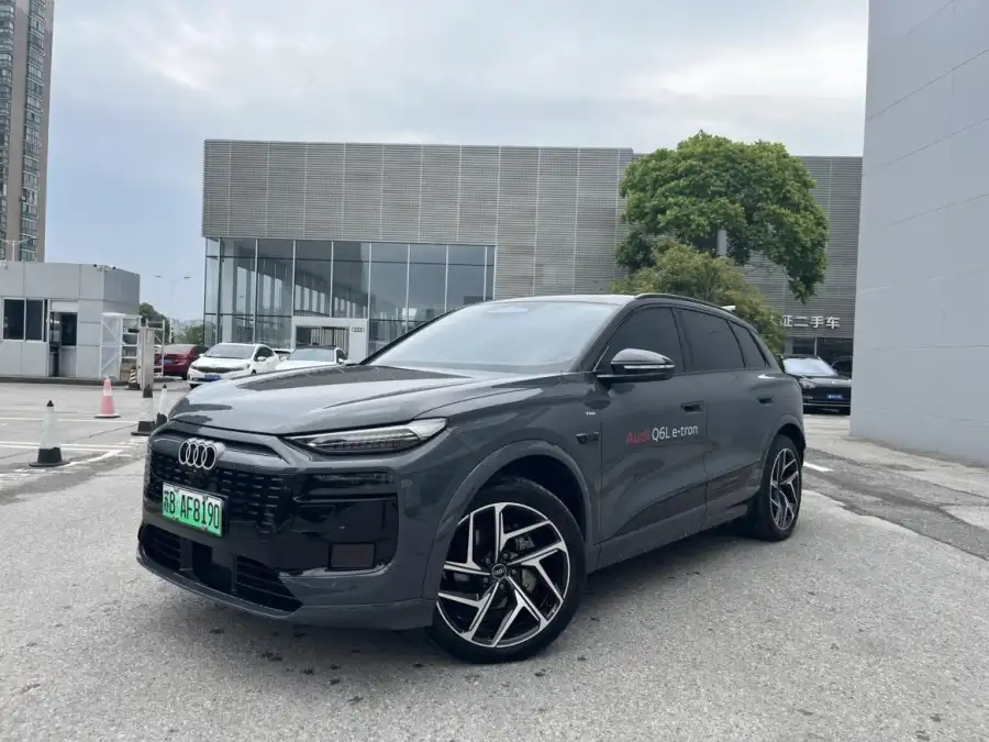Audi Q6L e-tron