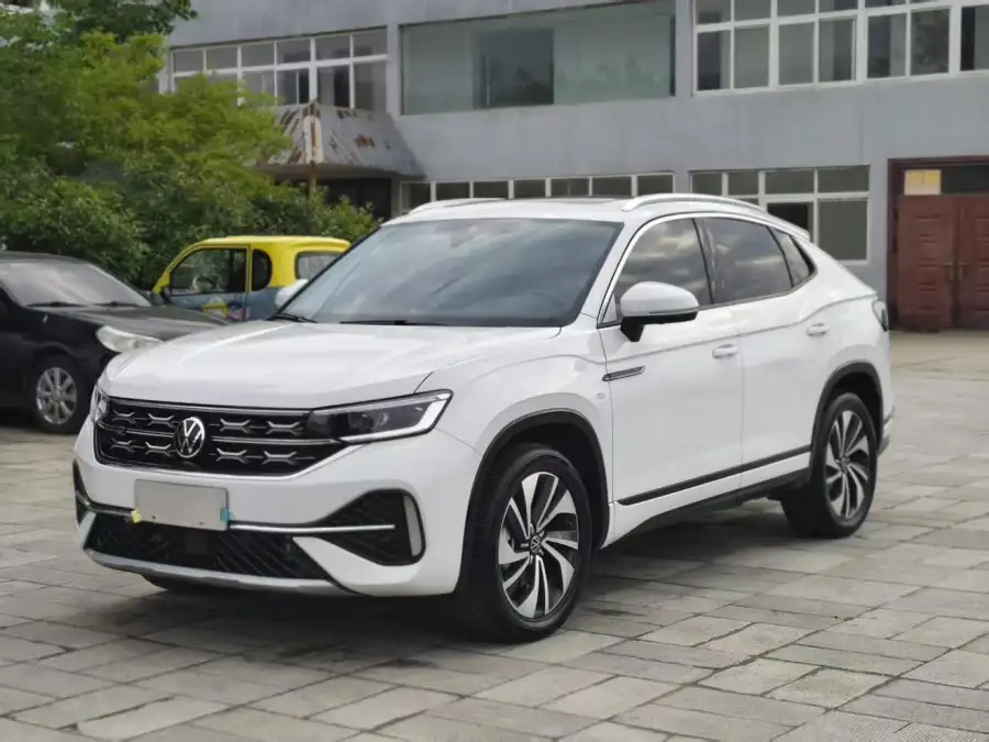 Volkswagen Tayron X 330TSI 2WD