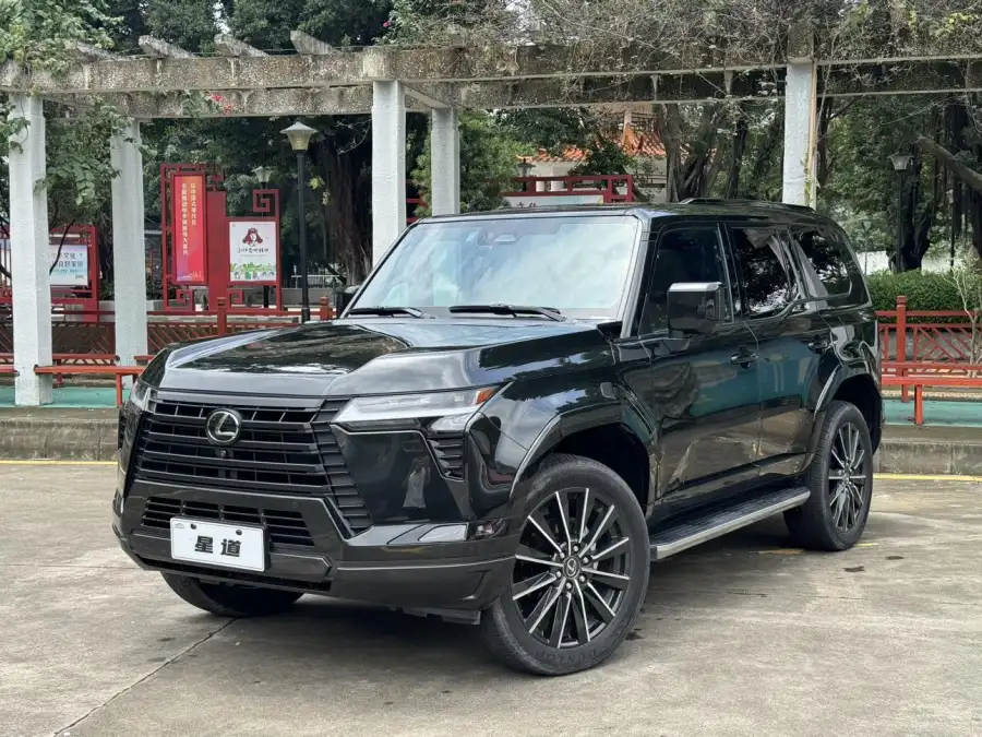 Lexus GX 550h