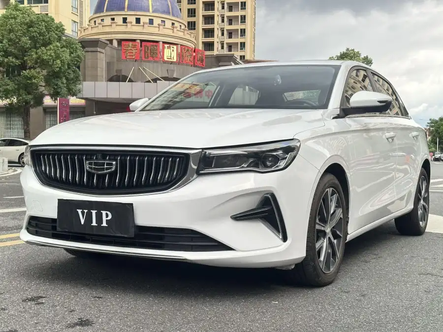 Geely Emgrand 4 1.5L CVT Luxury