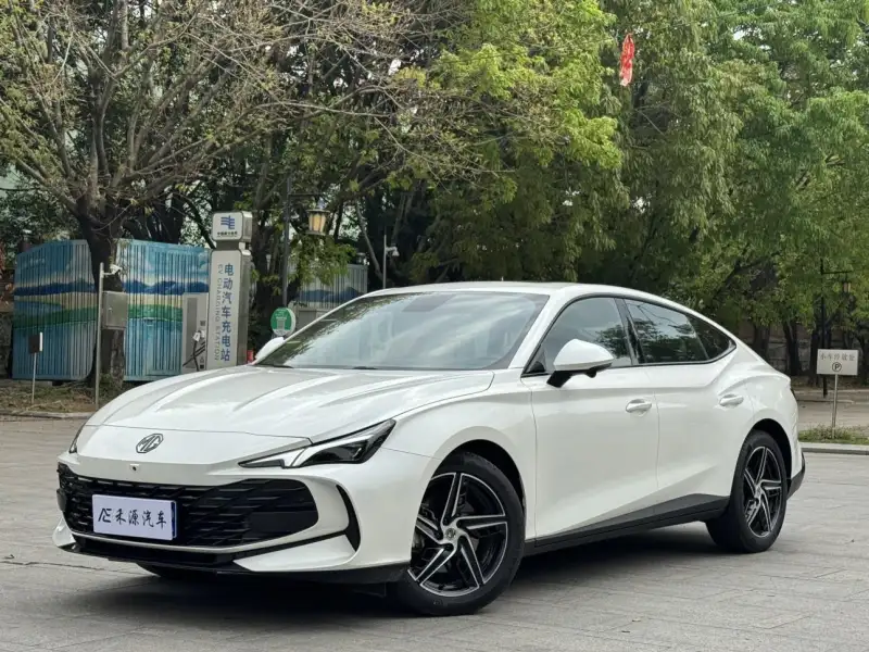 MG 7 1.5T DCT Luxury
