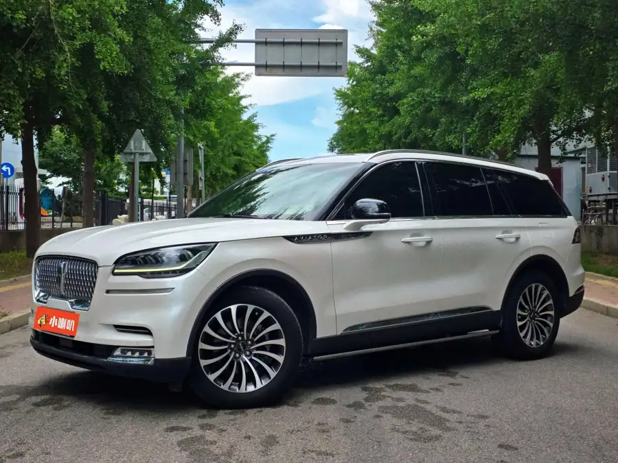 Lincoln Aviator 3.0T V6 4WD