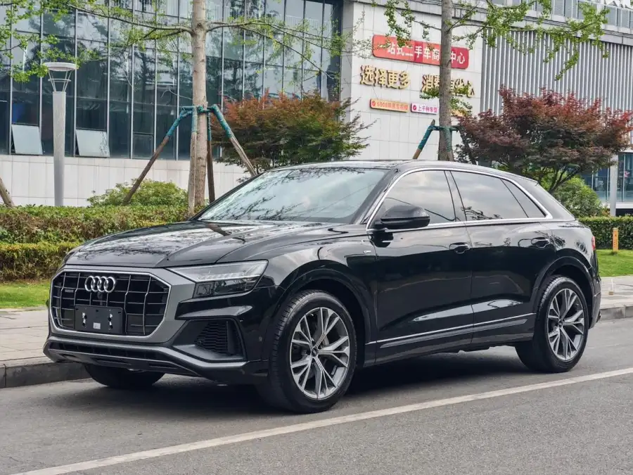Audi Q8 55 TFSI