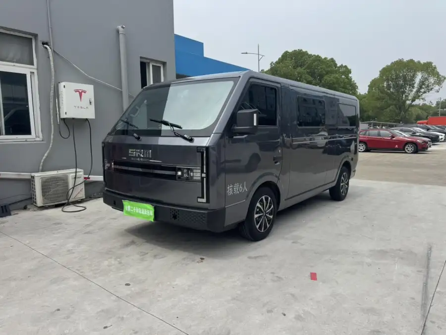 SRM Xinyuan E3L
