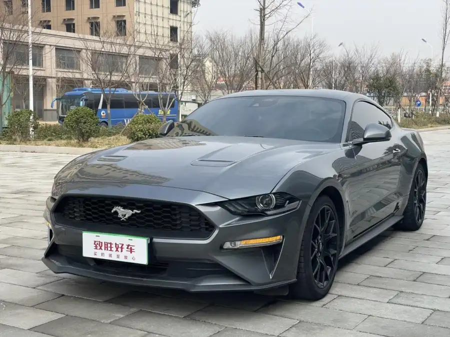 Ford Mustang 2.3T EcoBoost
