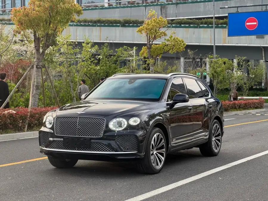 Bentley Bentayga PHEV 3.0T PHEV