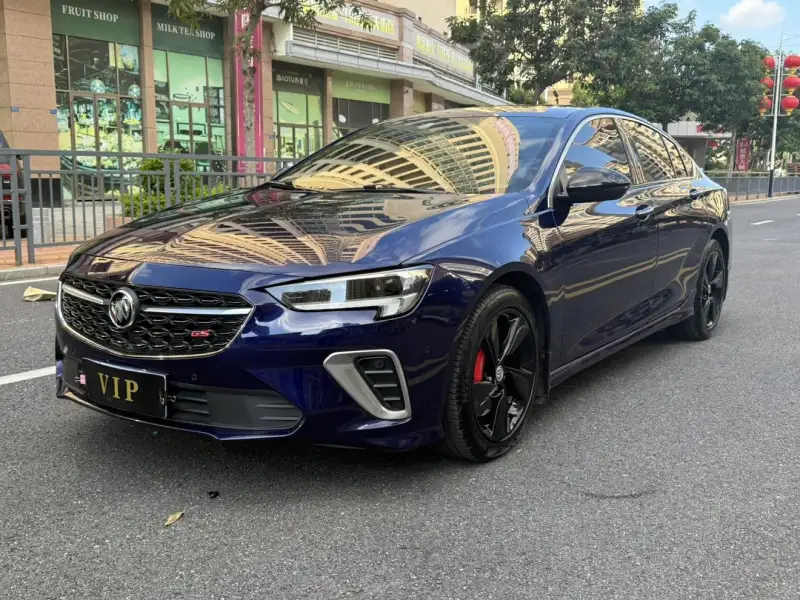 Buick Regal GS 28T Premium