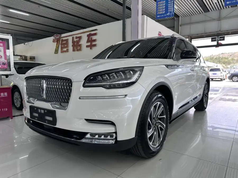 Lincoln Aviator 3.0T V6 4WD