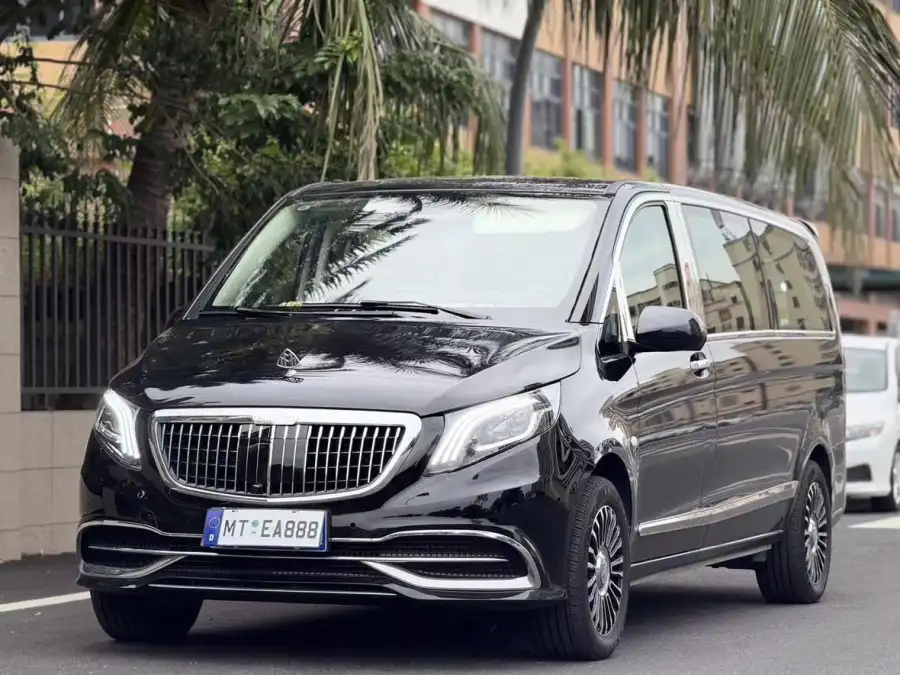 Mercedes-Benz Vito 2.0T Elite 7 мест