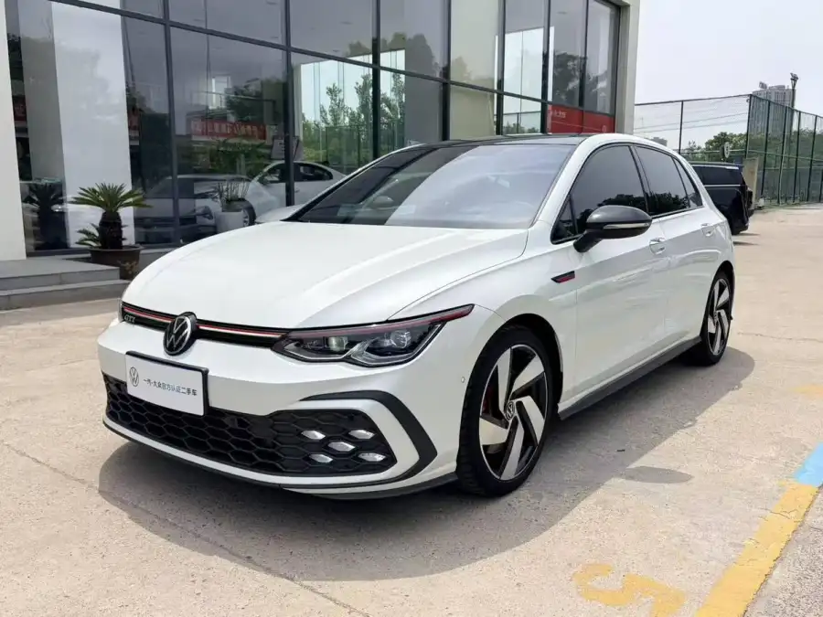 Volkswagen Golf GTI 380TSI DSG GTI