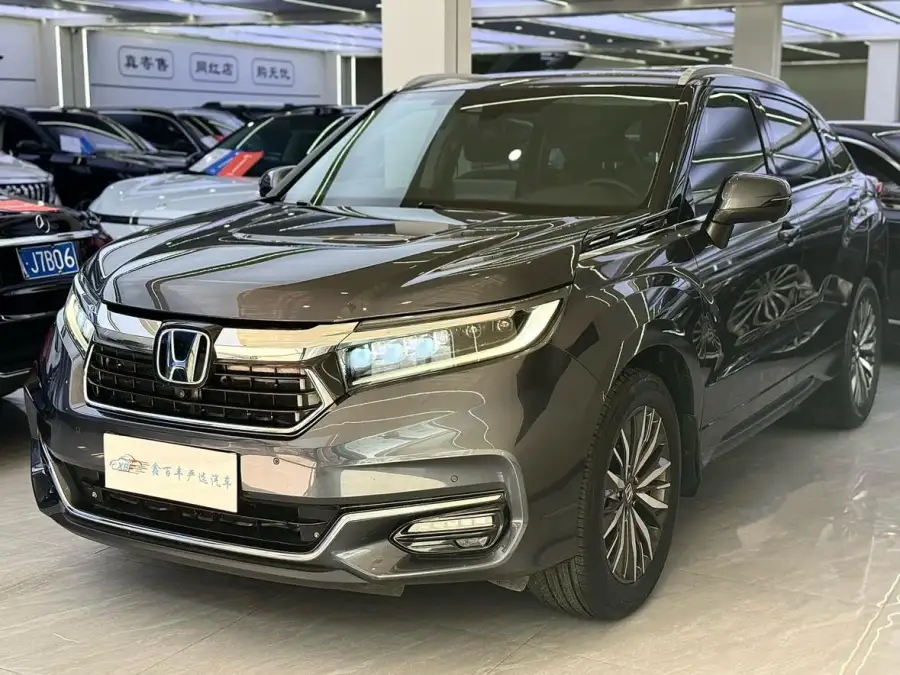 Honda Avancier 240 TURBO CVT Smart