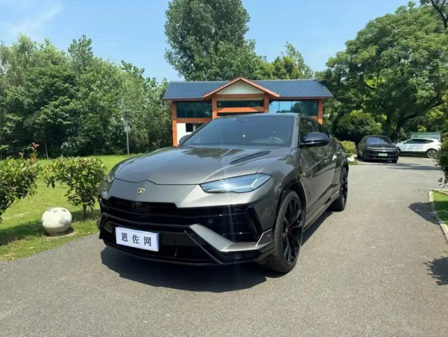 Lamborghini Urus 4.0T V8 S