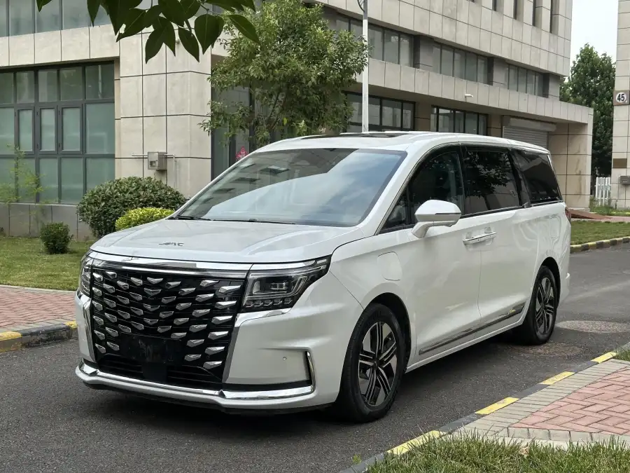 JAC Refine RF8 PHEV