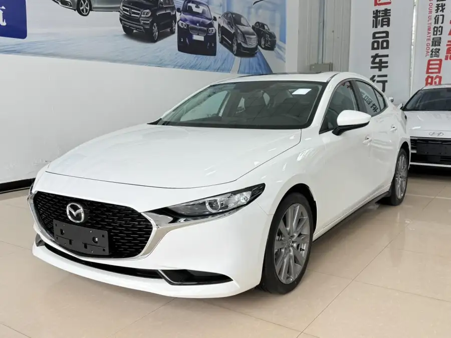 Mazda 3 Axela 2.0L
