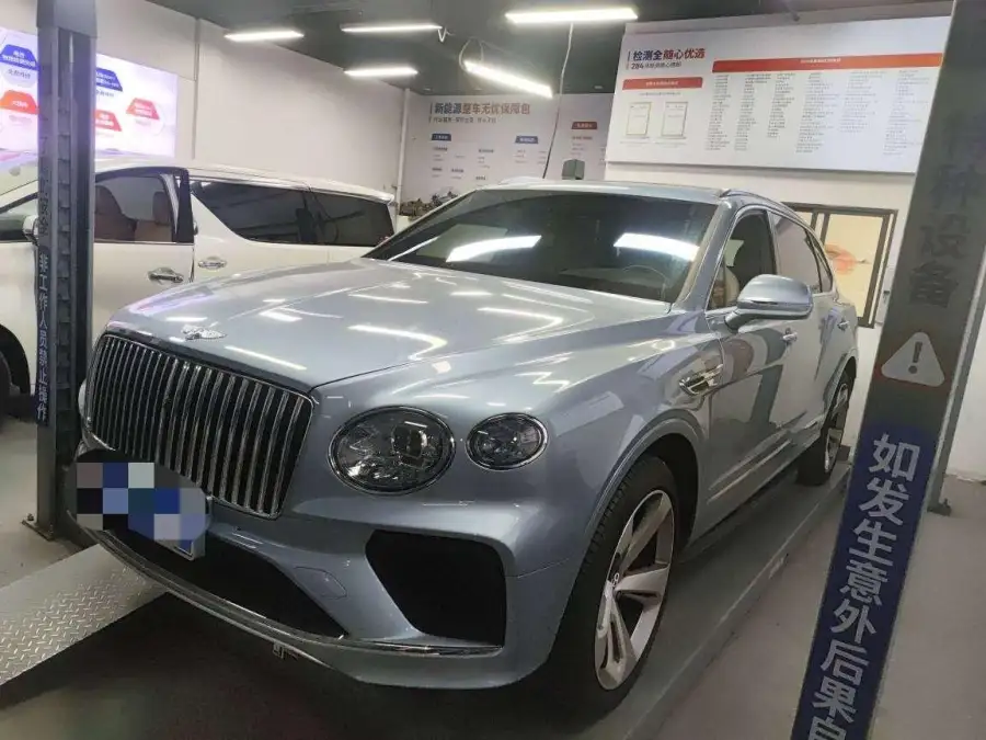 Bentley Bentayga 4.0T V8