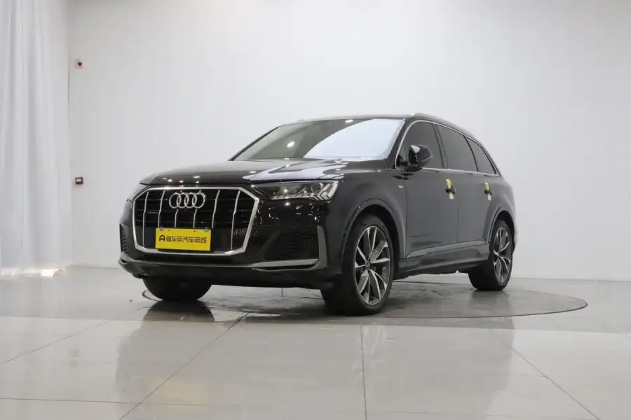 Audi Q7 55 TFSI quattro S line Sport