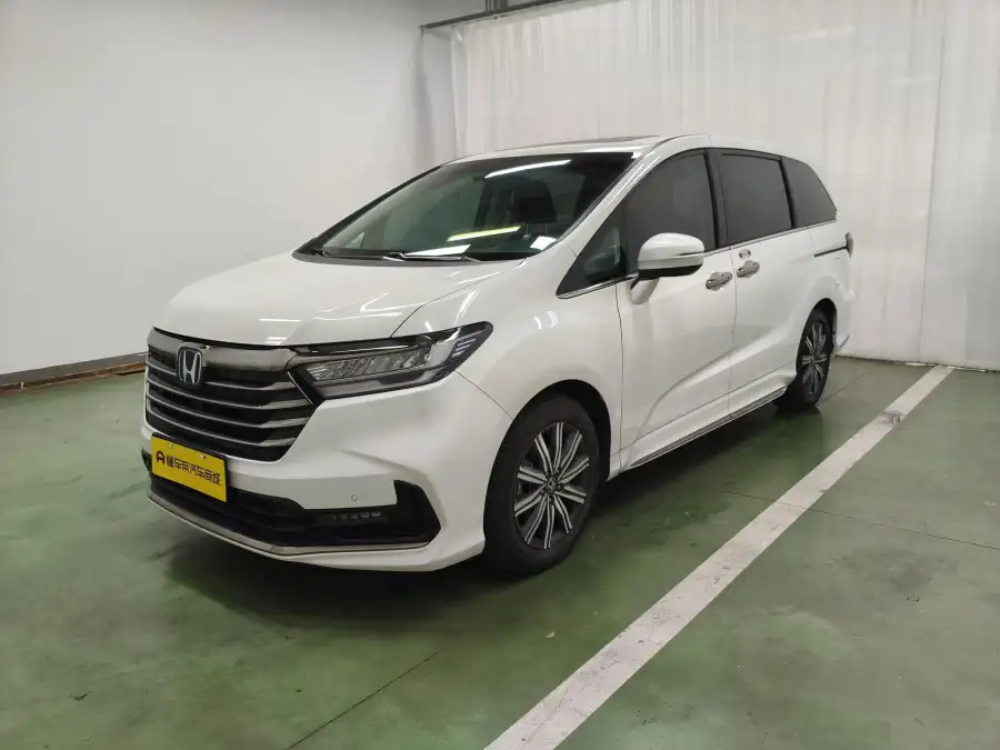 Honda Odyssey 2.0L ·