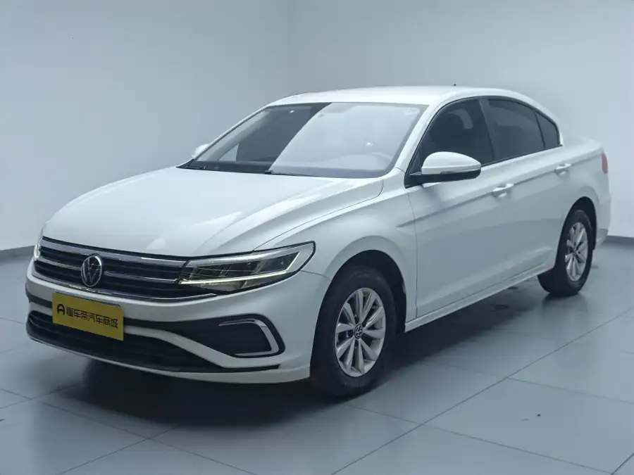 Volkswagen Bora 200TSI DSG