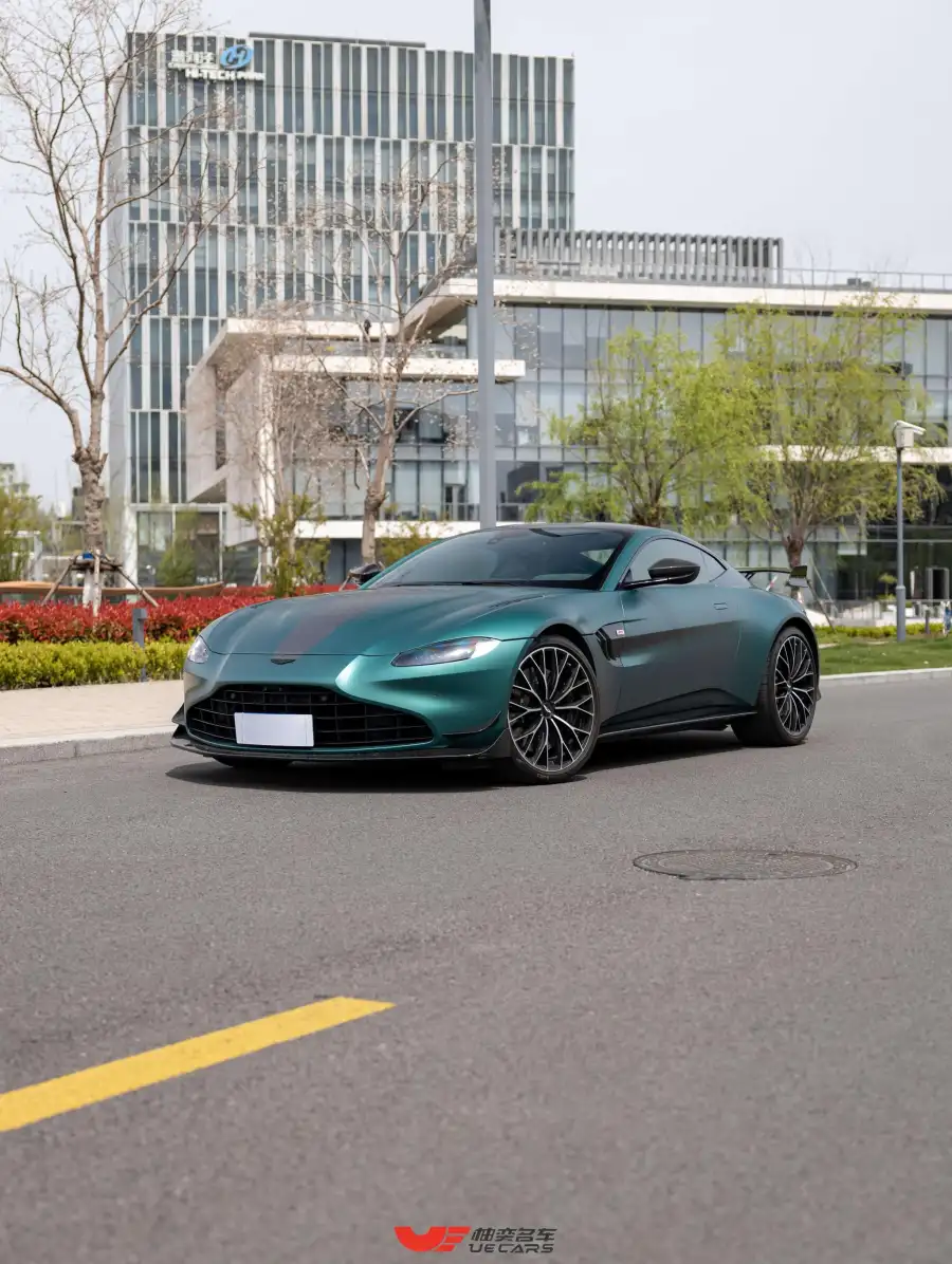 Aston Martin Vantage F1 Edition Coupe