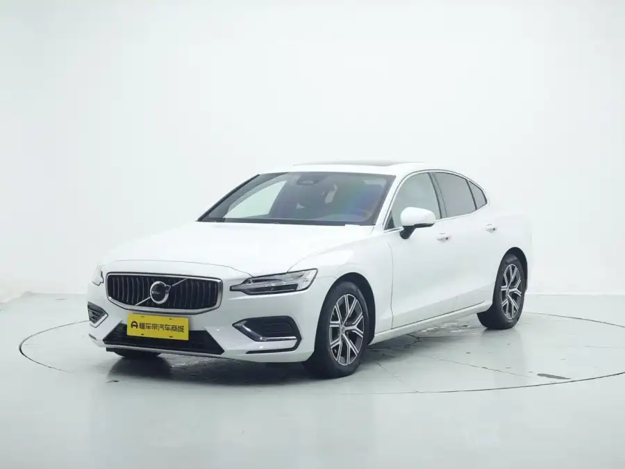 Volvo S60 B4 Luxury