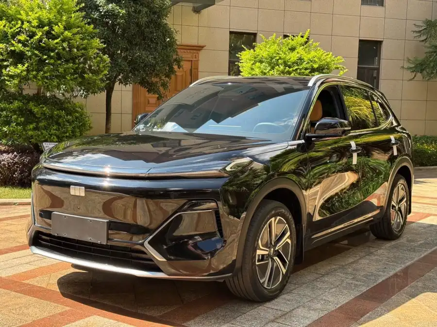 Geely Galaxy Starship 7 EM-i 120KM +