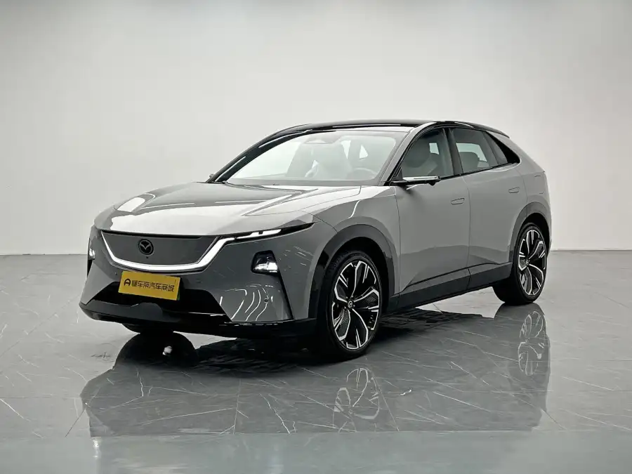 Mazda EZ-60 200 Max