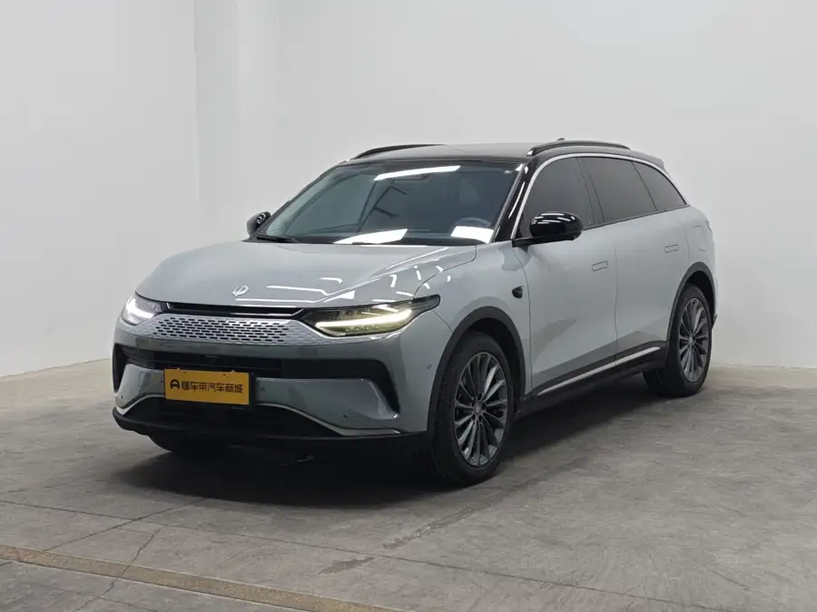 Leapmotor C11 300